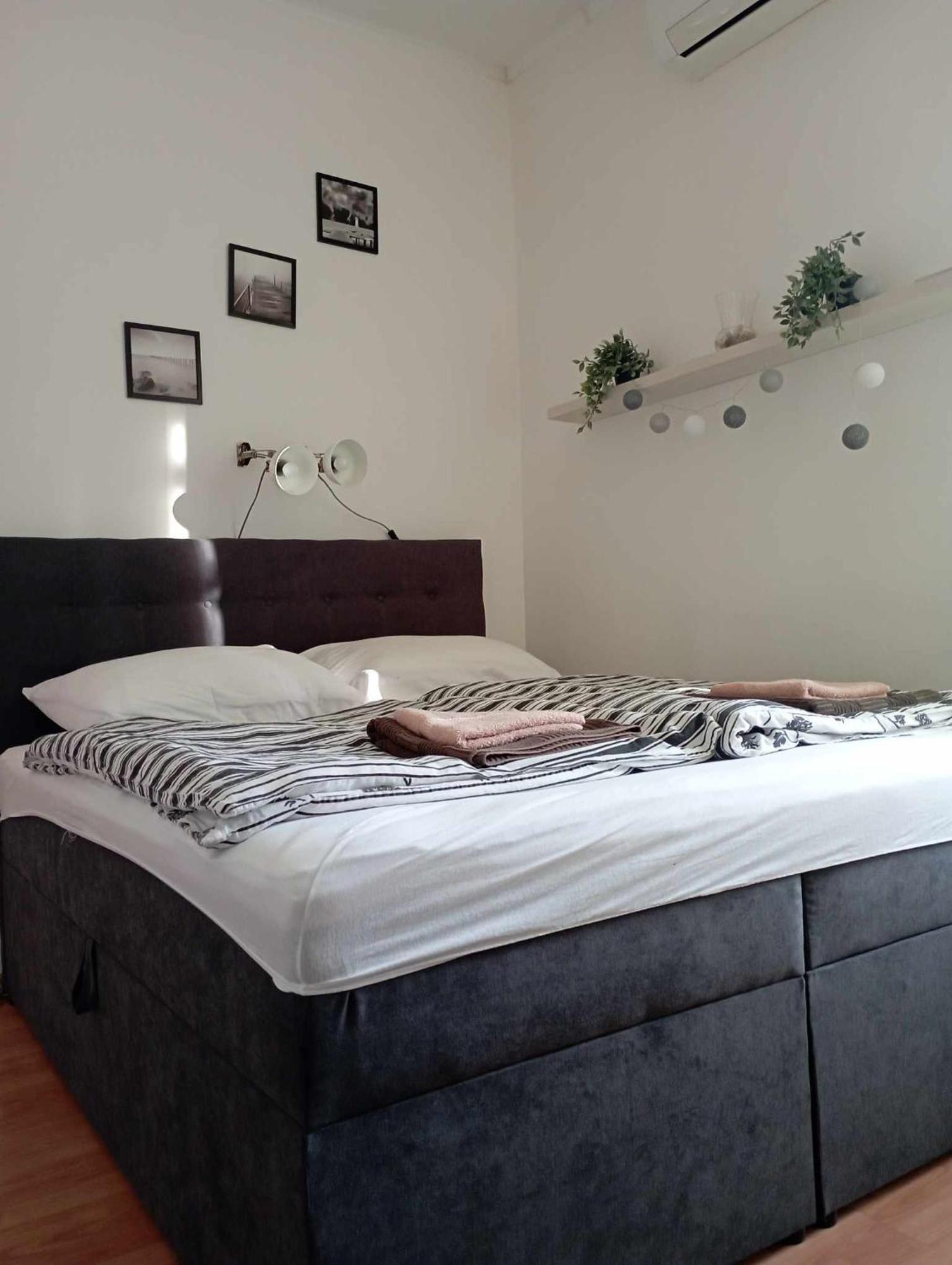 Angela Apartament *